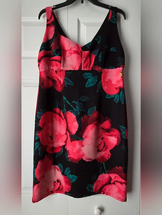 Trina Turk Women's Floral Sleeveless V-Neck Midi Sheath Dress Size 12 - Picture 3 of 10